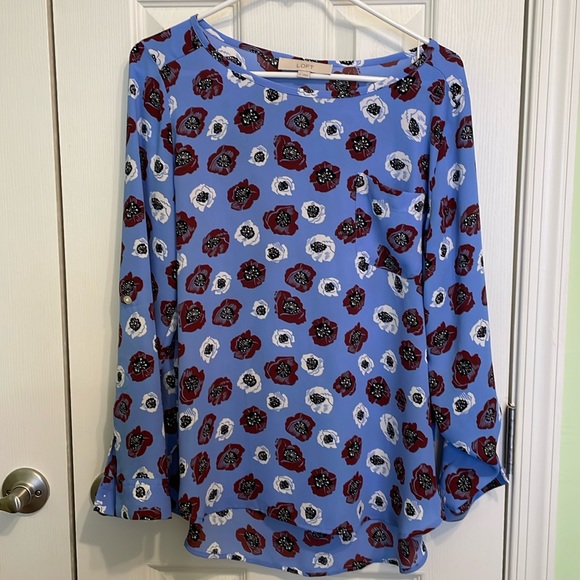 LOFT Tops - Loft blouse Great condition.